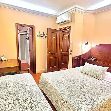4 Coronati 2*