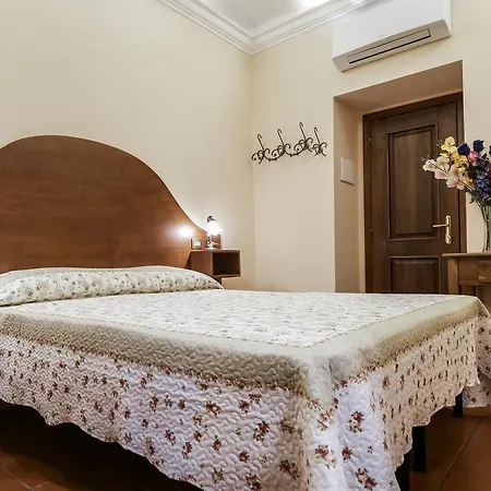 4 Coronati 2*