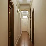 4 Coronati 2* Roma