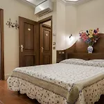 4 Coronati روما