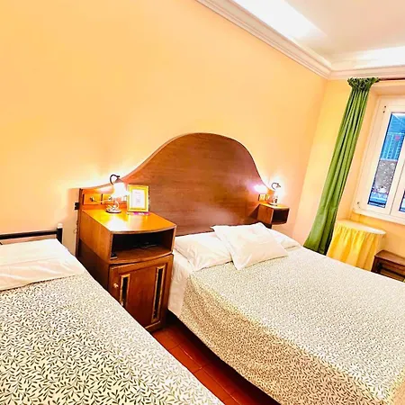 Hotel 4 Coronati